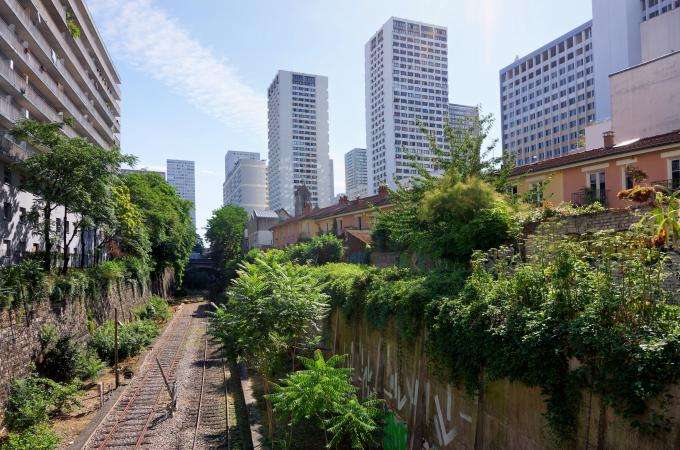 Unusual Paris: Discover the Petite Ceinture