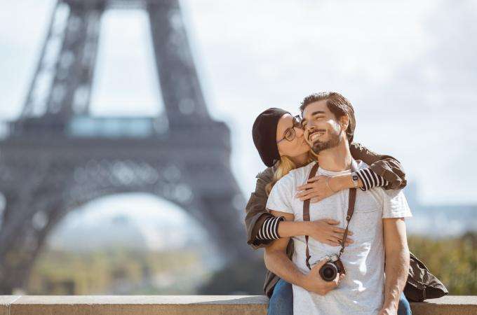 Un séjour romantique à Paris : Balades en amoureux près de l'Hôtel Vice Versa