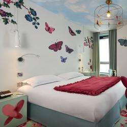 Sloth room - Butterfly chair - Vice Versa Hotel Paris  - Photos